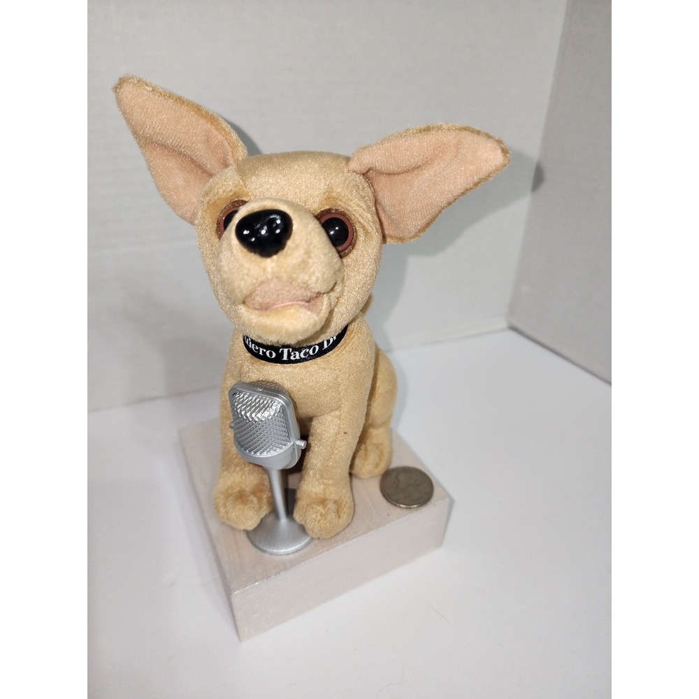 Vintage Yo Quiero Taco Bell Chihuahua Plush with microphone